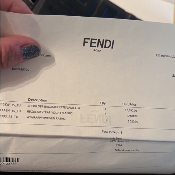 Fendi baguette medium embossed - Picture 5 of 11